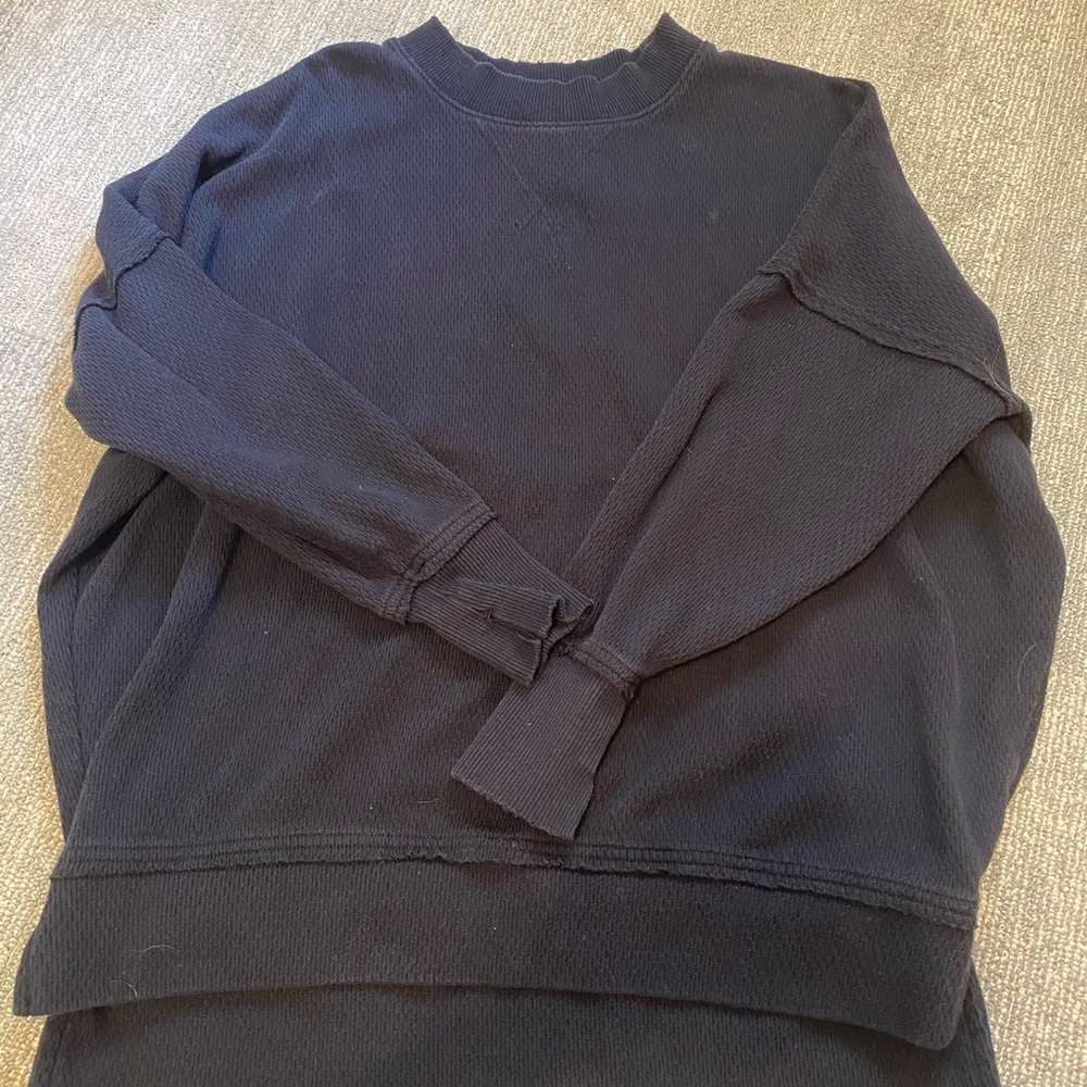 Aerie black crewneck
